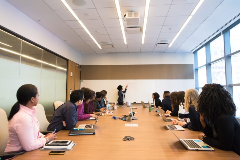 5 Powerful Tips for Communicating a Vision to Your Employees