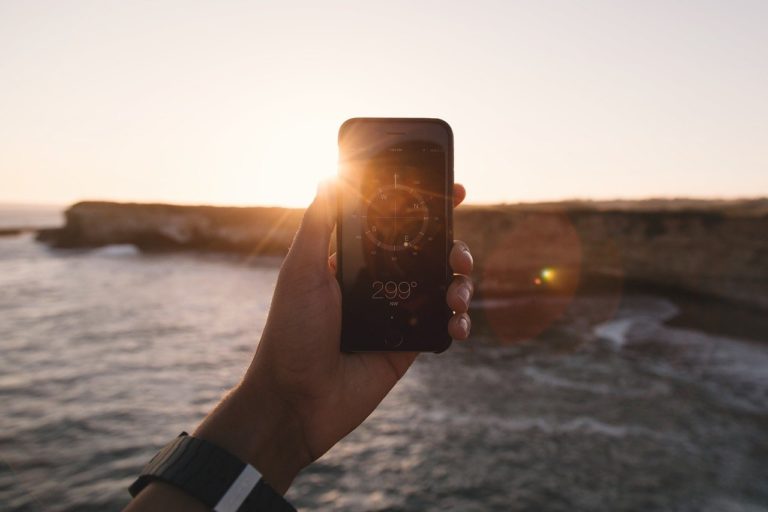 How Technology Can Help you to Organise the Perfect Holiday