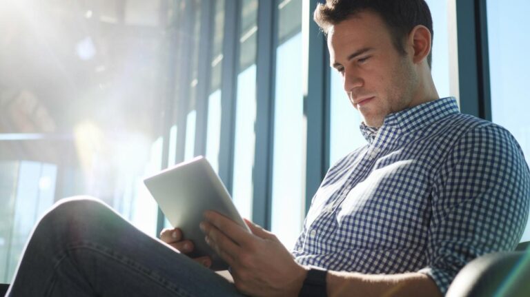 Improving Employee Engagement With Tech Bulletins Uplifts