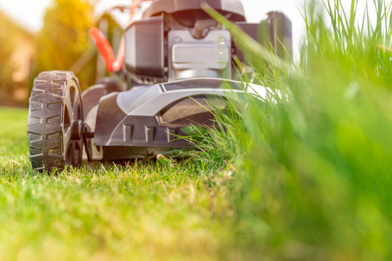 5 Signs You Should Replace Your Commercial Power Equipment